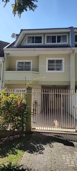 Sobrado Triplex, 05 Quartos, 156 m², Bairro Guabirotuba – R$ 850.000,00